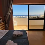 Ocean Eyes. Amazing 180º View Of The Sea And Albufeira