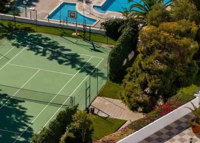 Ocean Eyes. Amazing 180º View Of The Sea And *