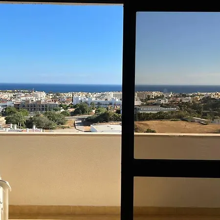 Ocean Eyes. Amazing 180º View Of The Sea And アパート *